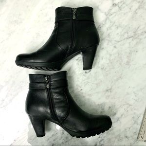 Blondo Black Ankle Zipper Leather Waterproof Rain Snow Winter Boots 7